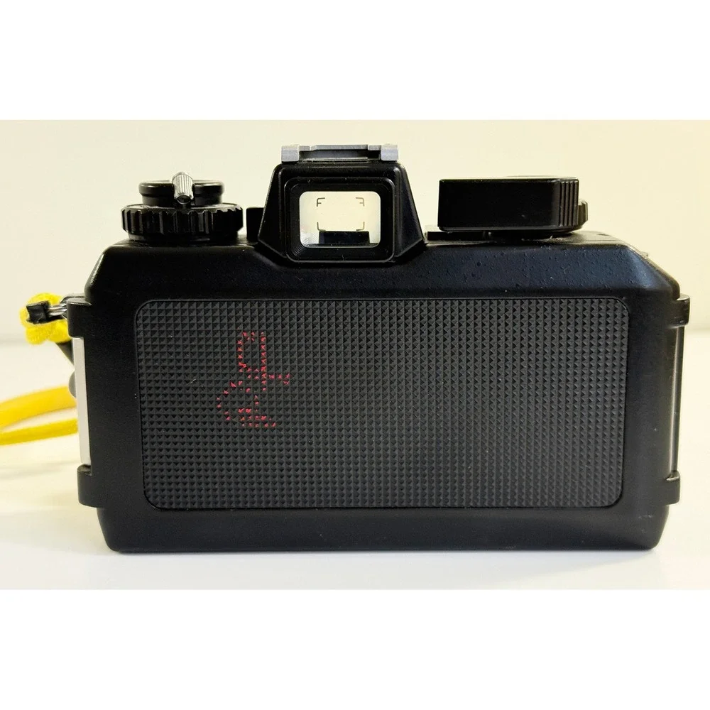 Nikon Nikonos IV-A 35mm Film Camera Kit Black Underwater Nikkor 35mm f/2.5 Lens
